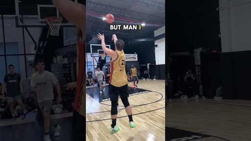 🏀 Me vs. a Harlem Globetrotter?! | @visionwavey #basketball