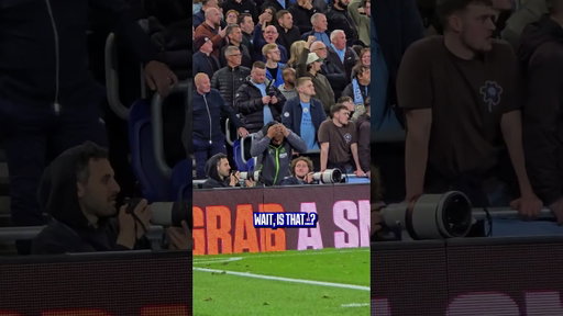 We've seen this Manchester City fan before! 🔍 #premierleague  #everton  #arsenal #mancity
