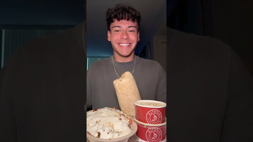 Chipotle’s NEW Chipotle Honey Chicken #chipoltle #chipotlehoneychicken #chipotleburrito #mukbang