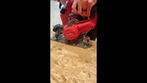 M18 FUEL™ 7-1/4” Circular Saw | 2834 Video Credit: @canadiancarpenter