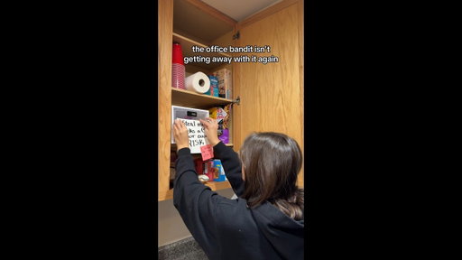 Zoom in on the red note for a call out 🙃