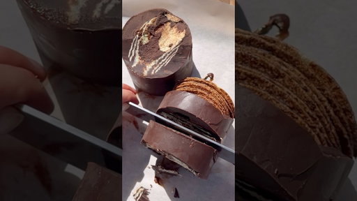 Potato Chip Chocolate Log -Recipe on my website, link in bio 🍫 #potatochips #chocolate #easyrecipe