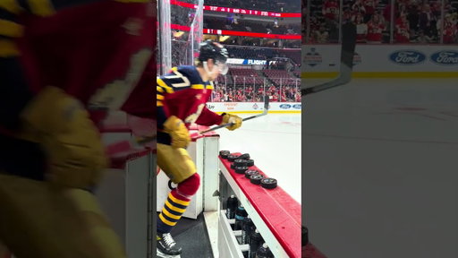 AJ Greer leaves no puck behind 😅