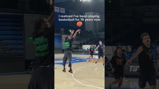 I'm hooping at Kentucky?!?!
