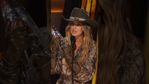 Grateful to accept the #CMAaward for Entertainer of the Year. ❤️