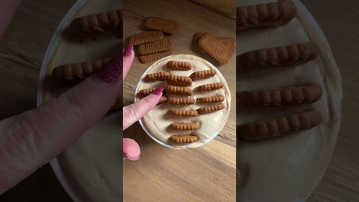 Viral 2-ingredient Japanese cheesecake with a tiramisu twist!
