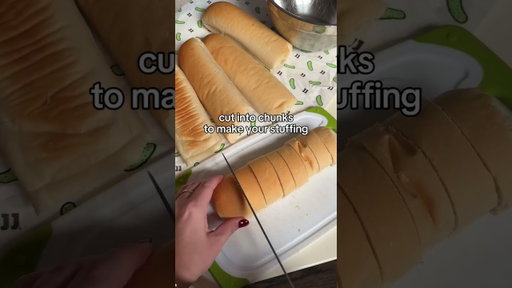 the best thanksgiving stuffing starts with the best bread 🔥