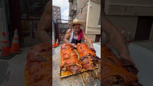 NYC’s best Puerto Rican food?📍 @lapiranalechoneraz NYC 766 east 153nd st in the Bronx #puertorico