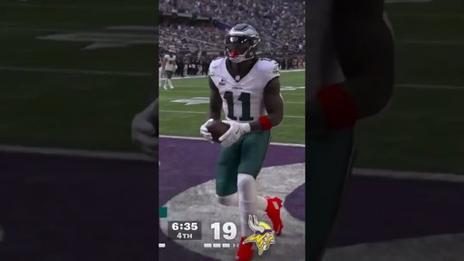 AJ Brown secures another touchdown 🦅