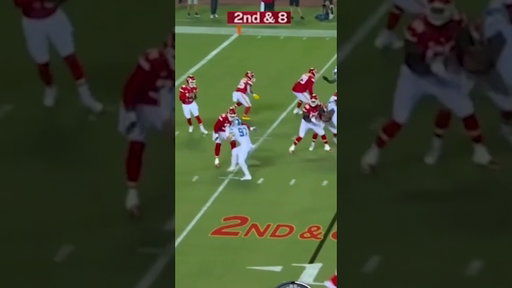 Was this lineman tipping plays? #nfl #chiefs
