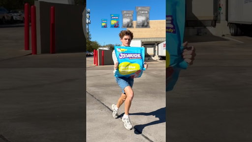 sprinting with JOYRIDE bags