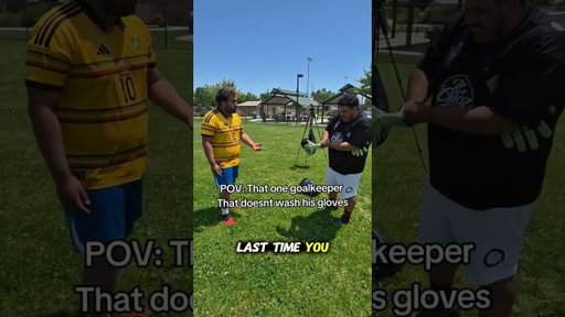 we all know that one goalkeeper with smelly gloves #futbol #soccer #goalkeeper #pov #youtubeshorts
