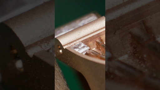 The invisible baguette setting technique — RICHARD MILLE