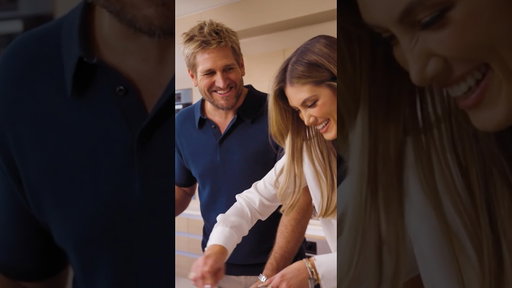When Delta Goodrem was asked to host Friendmas, she had to call Curtis Stone for backup🧑‍🍳 #shorts