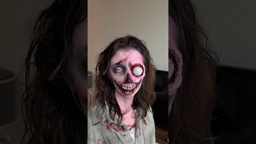 Aly Brassard a besoin de sommeil !! 🫨😪 #halloween