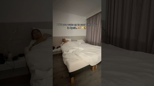 POV: you wake up to your FIRST day in Spain.. 🇪🇸☀️🥘