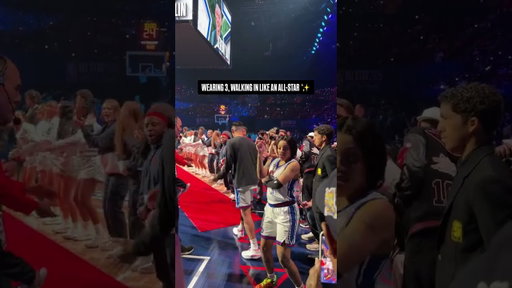 GLORILLA wearing LUCKY NUMBER 3 AT ALL-STAR 💫