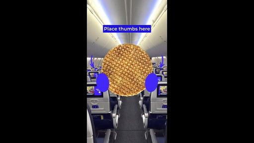 Going for a @daelmansstroopwafels6883 spin, ttyl. 👋 #Stroopwafel #UnitedAirlines #Snack #Traveling