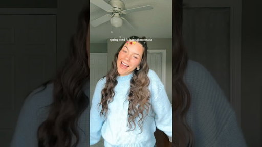 Outfit 🔗 in my ShopMy 🌷🍓💛 #lifestyleinfluencer #hannahmontana #ootd #springfashion #outfitinspo