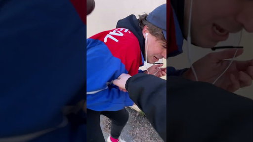 Qu'est-ce que t'écoutes ?