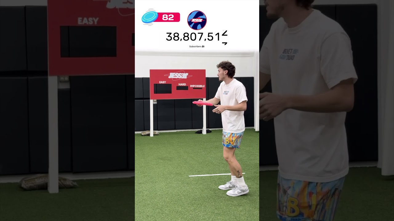 IMPOSSIBLE Frisbee Shot!