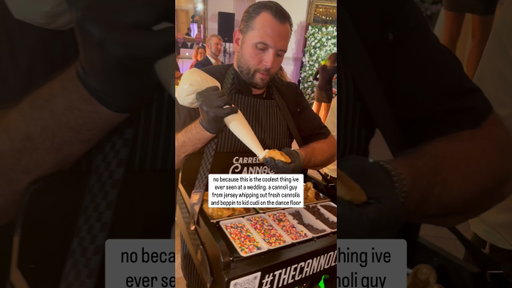 This is your sign to have The Cannoli Guy at your wedding😍🇮🇹 #weddingideas #cannoli #2026bride