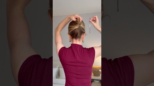 how to recreate this easy updo hairstyle❤️