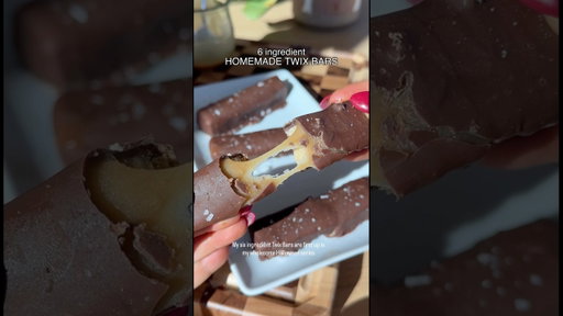 6 ingredient healthier Twix bars!! #recipe #twix #healthyrecipes