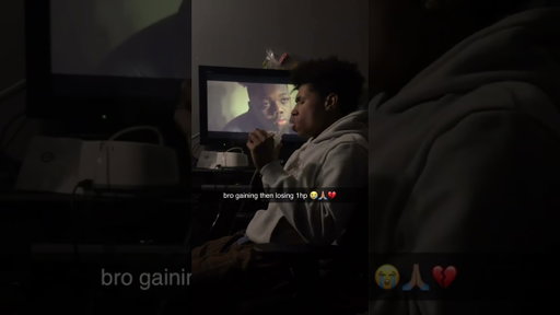 Bros losing then gaining 1hp 😂 #viral #funny