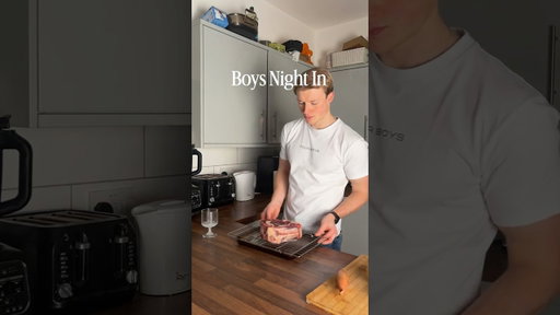 Ribeye over fillet any day! This is boys night in, the perfect steak! Enjoy