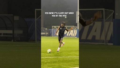 POV: YOU HIT THIS POSE🚀#soccer #football #shorts