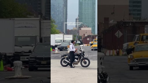 When your groom pulls up on a motorcycle 🏍️ 🎥