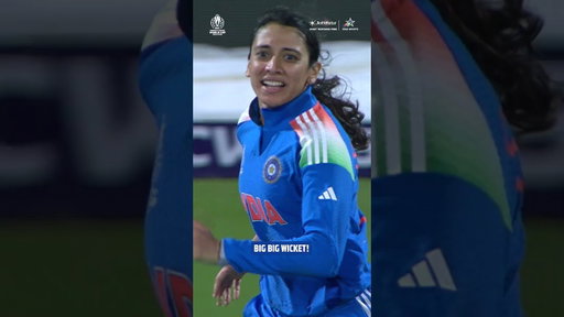 Laura Wolvaardt is gone! Amanjot completes the catch & #TeamIndia are on top! | #CWC25 #INDvSA