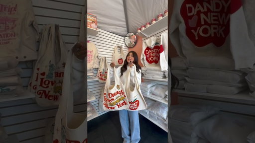 Tour of the dandy pop up with Sophie Yates!! 🫶🏼🚕♥️