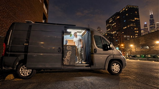 Vanlife Stealth Camping in Chicago | Road trip Day 23