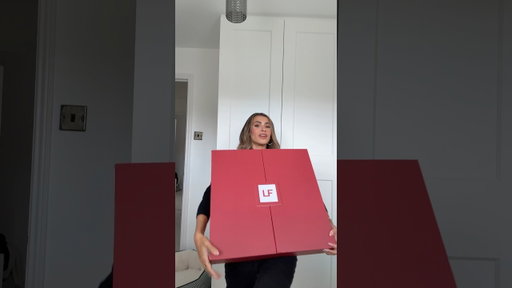 Opening some of LOOKFANTASTIC’s beauty advent calendar days🤭✨ #lookfantasticadventcalendar #beauty