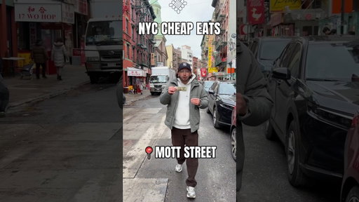 Trying the best Chinatown cheap eats in Manhattan #shorts #chinatown #foodie #food