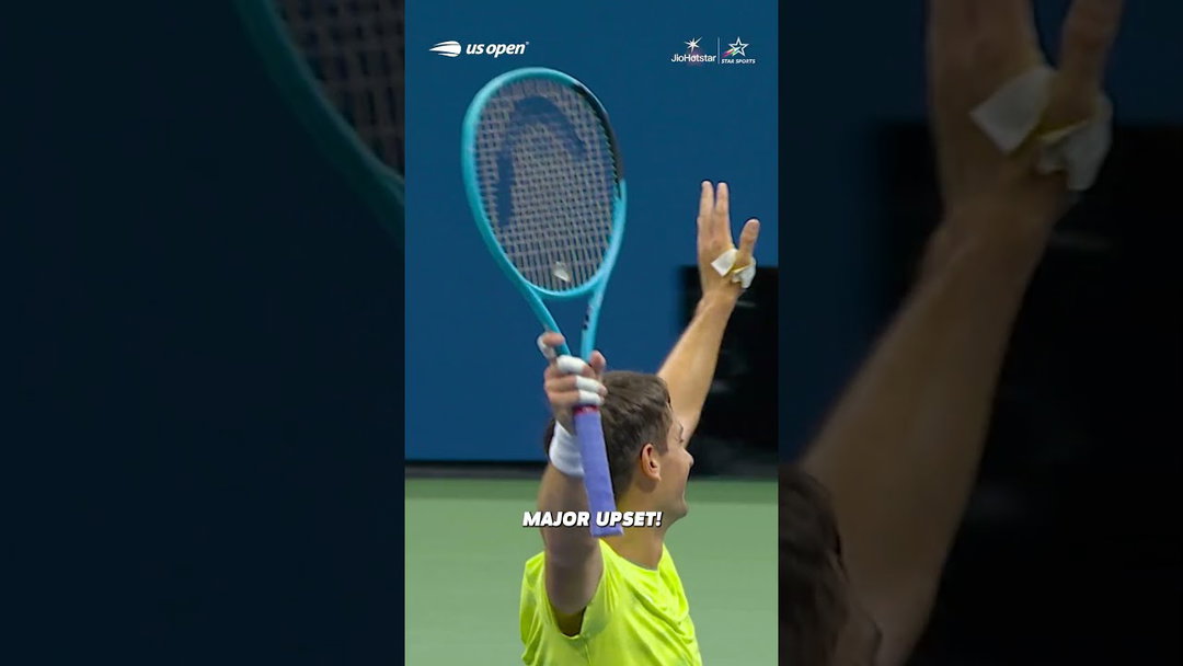 Mariano Navone's winning moment against Novak Djokovic in Round 1of #USOpen 2026