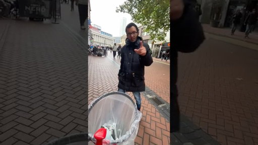‘HOPE YOU GO FAR IN LIFE’ 🙌 Litter picking interaction in Birmingham City Centre