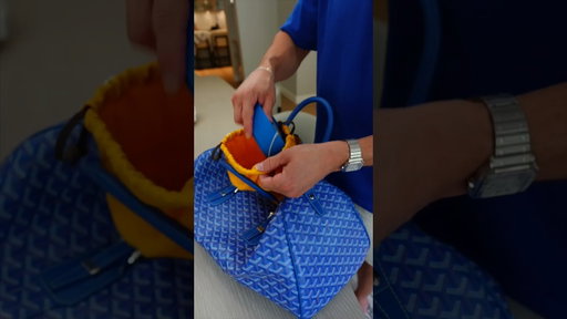 Dream bag unboxing 🥶 Been eyeing the Goyard Boston 45 for a while now and seeing the blue in person