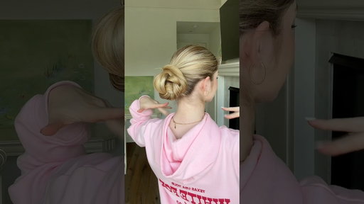 let’s pretend I Bobby pinned the flyaway though 😃🤍 #hairstyle #hairtutorial #buntutorial