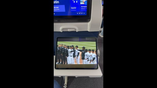 Never miss first pitch, even 35,000 ft. above home plate. ⚾️#UnitedAirlines   #Starlink #WiFi