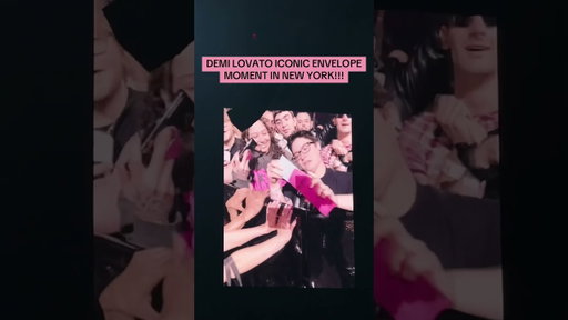 JOJO?!?! she’s like…. really good #demilovato #tickpick #jojolevesque #jojo #demilovatoconcert