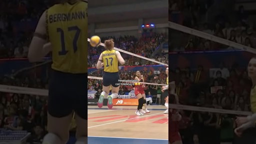 Little heart attack for the team 😂#volleyball #brazil