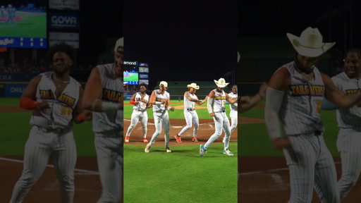 THE GATERS LET ‘EM KNOW 😮‍💨#texastailgaters #dance #letemknow #viral #linedance