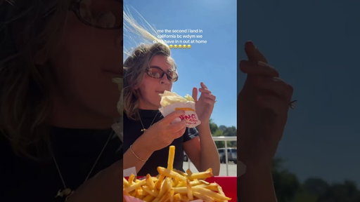 dude not having in n out in South Carolina is CRIMINAL PLEASE I BEG OF YOU #innout #california