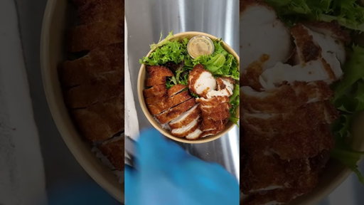 Ever wondered what a truly full lunch bowl sounds like? 🎧  #bowlsofrice
