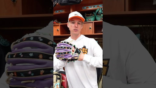 What’s In My Locker?! 👀 #baseball #daltonmauldin #locobeachcoconuts #locker