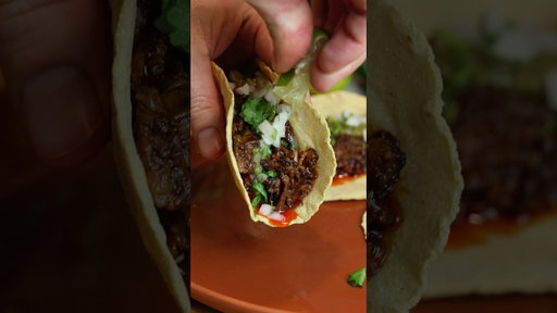 Beef short rib tacos 🤤. Full recipe on my website. Link in bio. #recipe