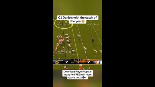 CFB CATCH OF THE YEAR😳 || Download PlayerProps.AI TODAY📲👀